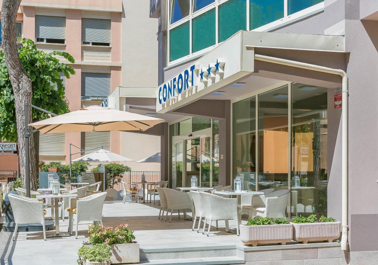 Hotel Confort Римини Экстерьер фото